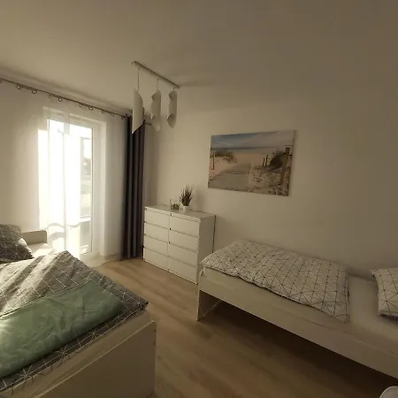 Apartament Przy Lesie Słoneczne Tarasy Dziwnówek
